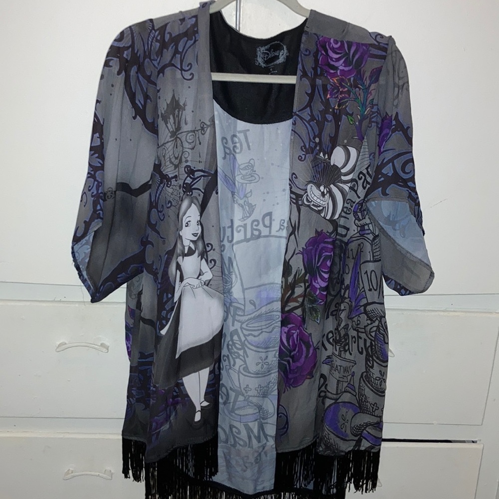 Alice in wonderland kimono